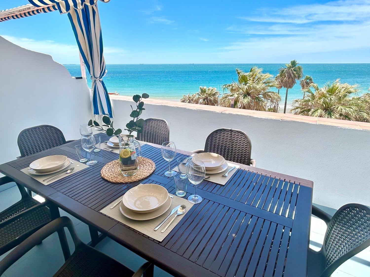 Gatu Villa Mar "Preferente Para Mayores De 25 Anos Y Familias " 엘푸에르토데산타마리아 외부 사진