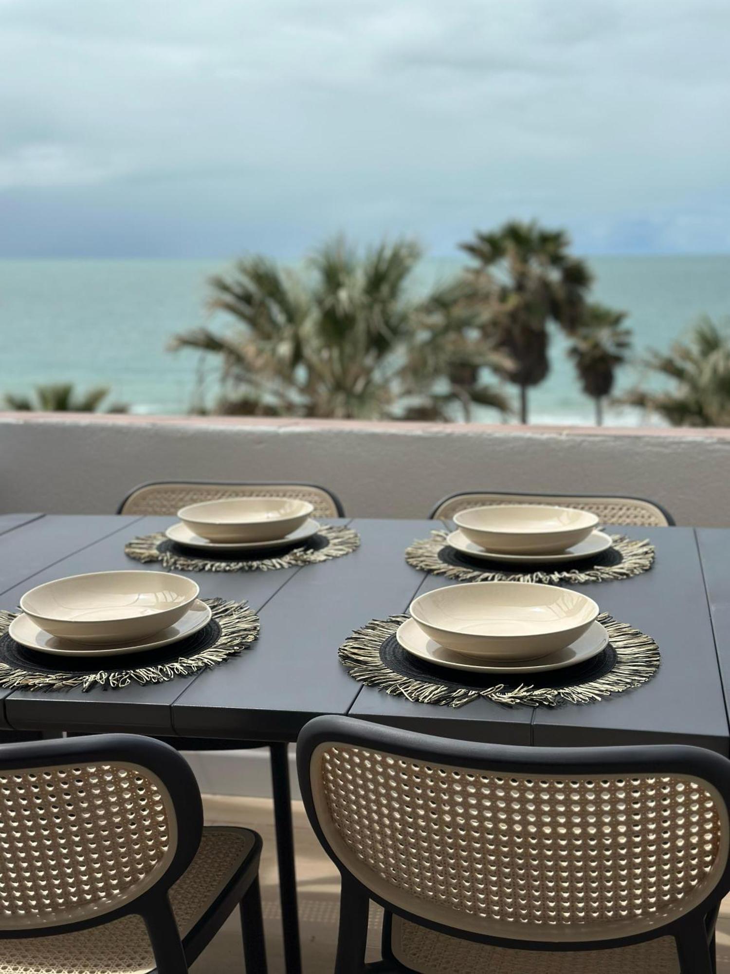 Gatu Villa Mar "Preferente Para Mayores De 25 Anos Y Familias " 엘푸에르토데산타마리아 외부 사진