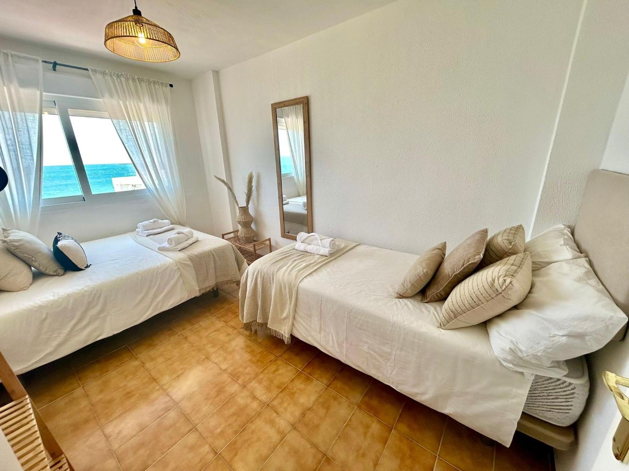 Gatu Villa Mar "Preferente Para Mayores De 25 Anos Y Familias " 엘푸에르토데산타마리아 외부 사진
